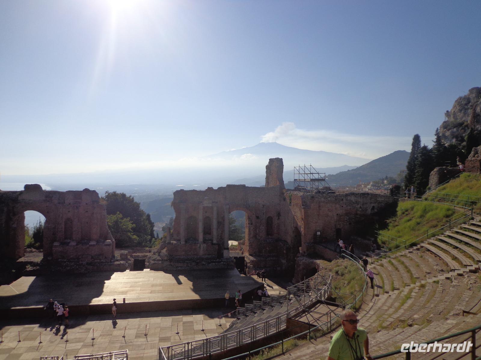  Taormina:das griechisch- römische Theater- im Hintergrund