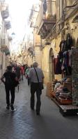 In den Einkaufsgassen von Syrakus