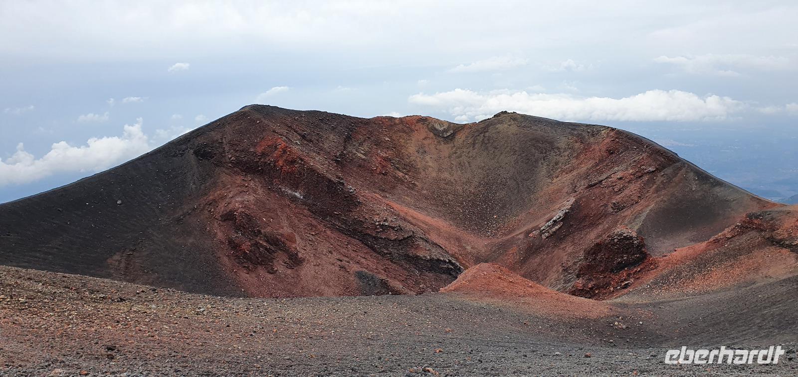 der zweite Krater aus 2002