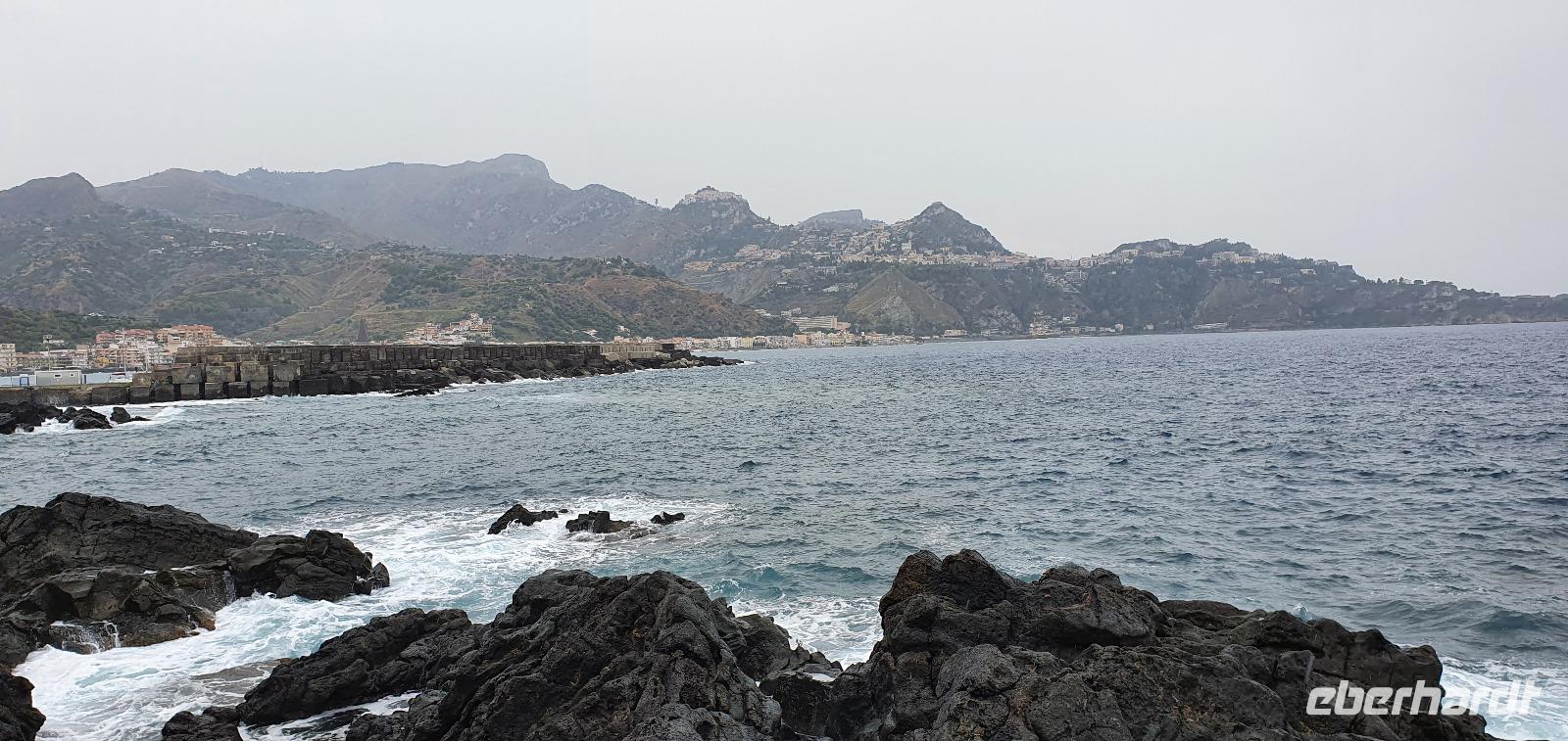 Mittagspause in Giardini Naxos