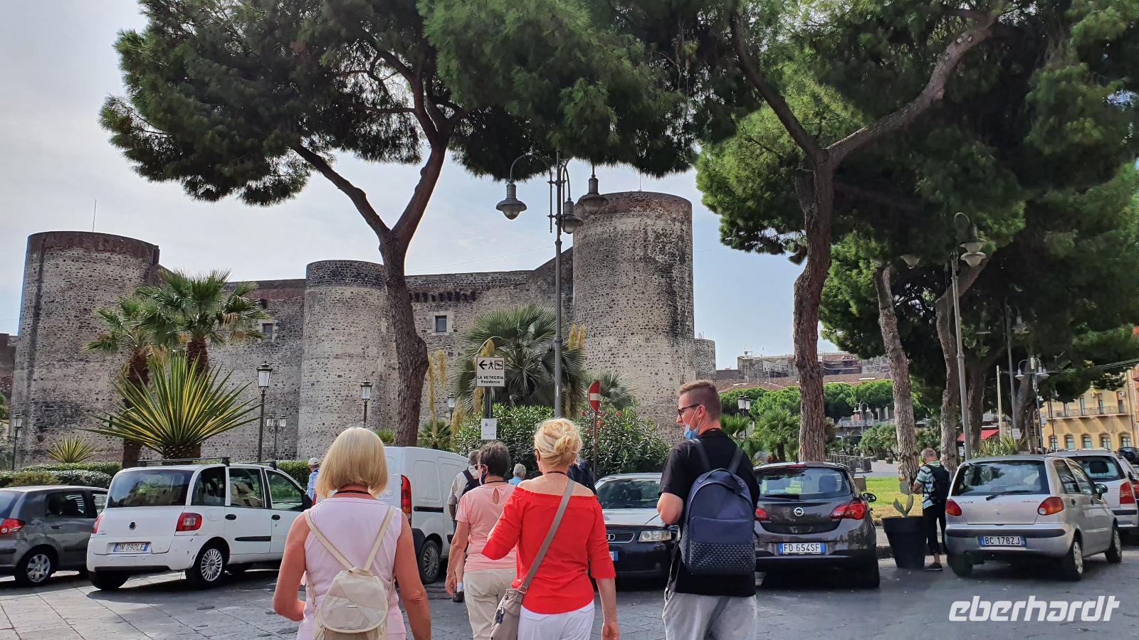 Spaziergang zum Castell Usrino in Catania