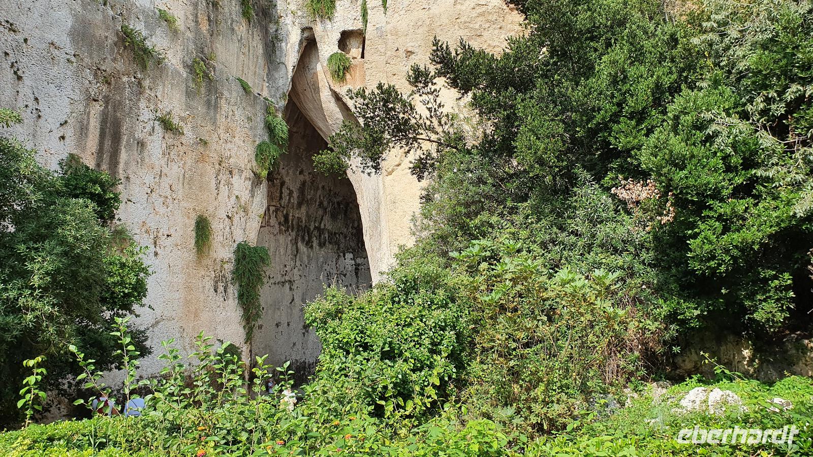 das Ohr des Dionisio im archäologischen Park Syrakus