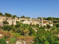 Syrakus, archäologische Zone, Blick in den Steinbruch
