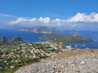 Blick von Vulcano auf Lipari und Salina