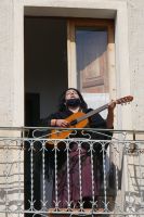 Sängerin  zur Einstimmung auf Mittagstische in der Nähe von Marsala