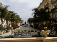 Letojanni unten am Meer