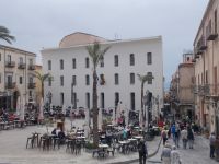 DSCN5601.JPG   Marktplatz mit Rathaus