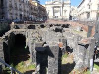 DSCN5670.JPG   Anfiteatro Romano