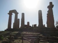 Agrigento - die imposanten Säulen.JPG