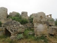 Selinunte - die Überreste in der Region Akropolis -  ein gewaltiges  Erdbeeben...