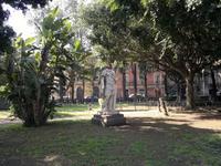 Kopflose Statue eines Kaisers in Catania