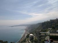 Uns bot sich ein herrlicher Blick über das Meer und Richtung Ätna von Taormina aus.