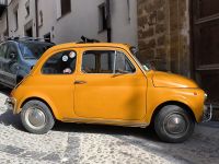 Sizilien. Cefalú. Traumauto