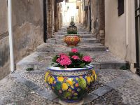 Sizilien. Gasse in Cefalú. 