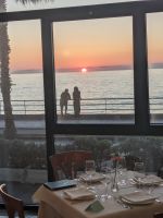 Blick aus Speiseraum auf untergehende Sonne, Capri Fischer Motiv