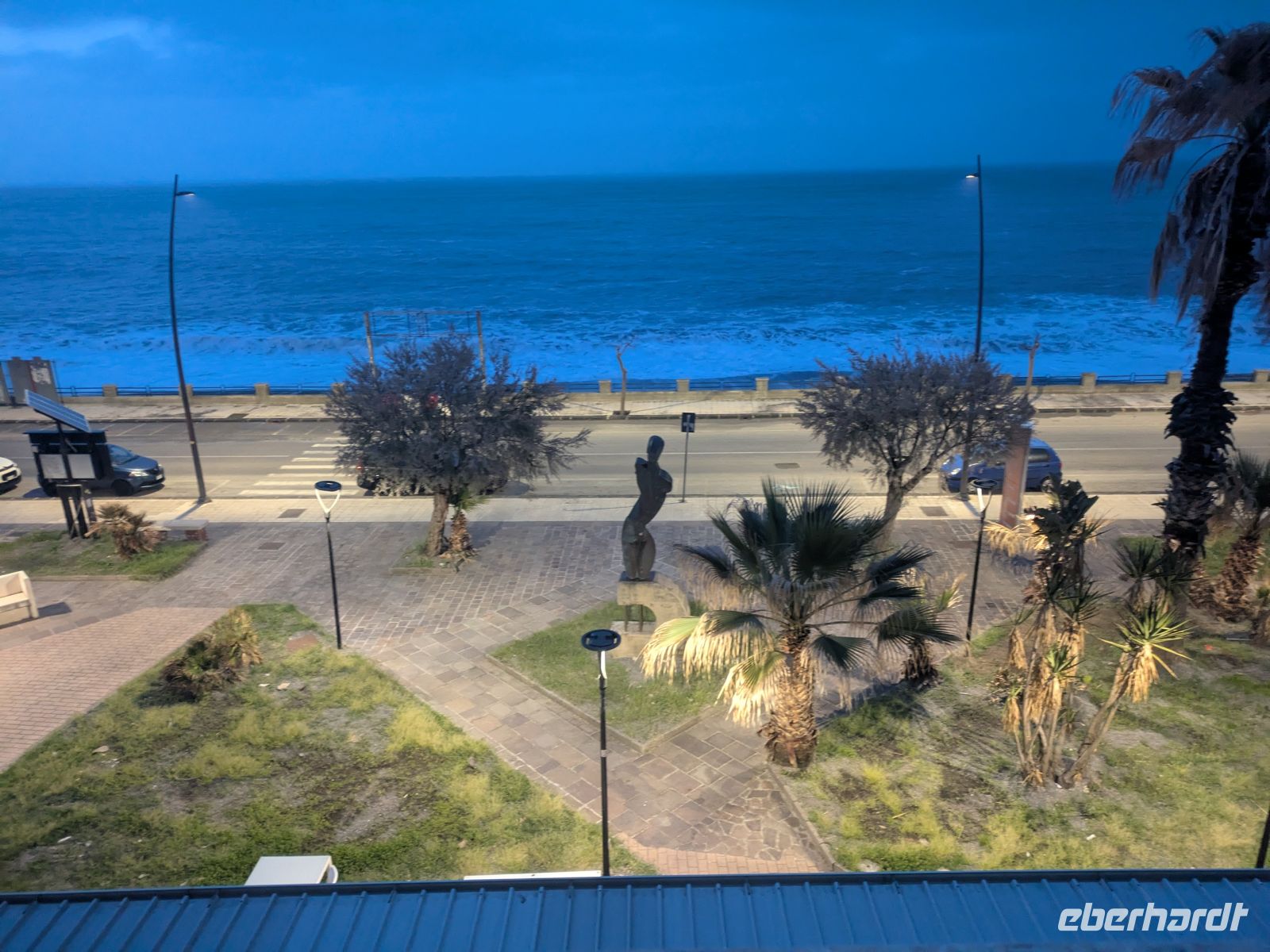 morgentlicher Blick aus dem Hotelfenster &ndash; &copy;  (Eberhardt TRAVEL)