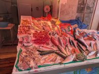 An vielen Marktständen gab es Fisch &ndash; &copy; Günter Thomas Menzel (Eberhardt TRAVEL)