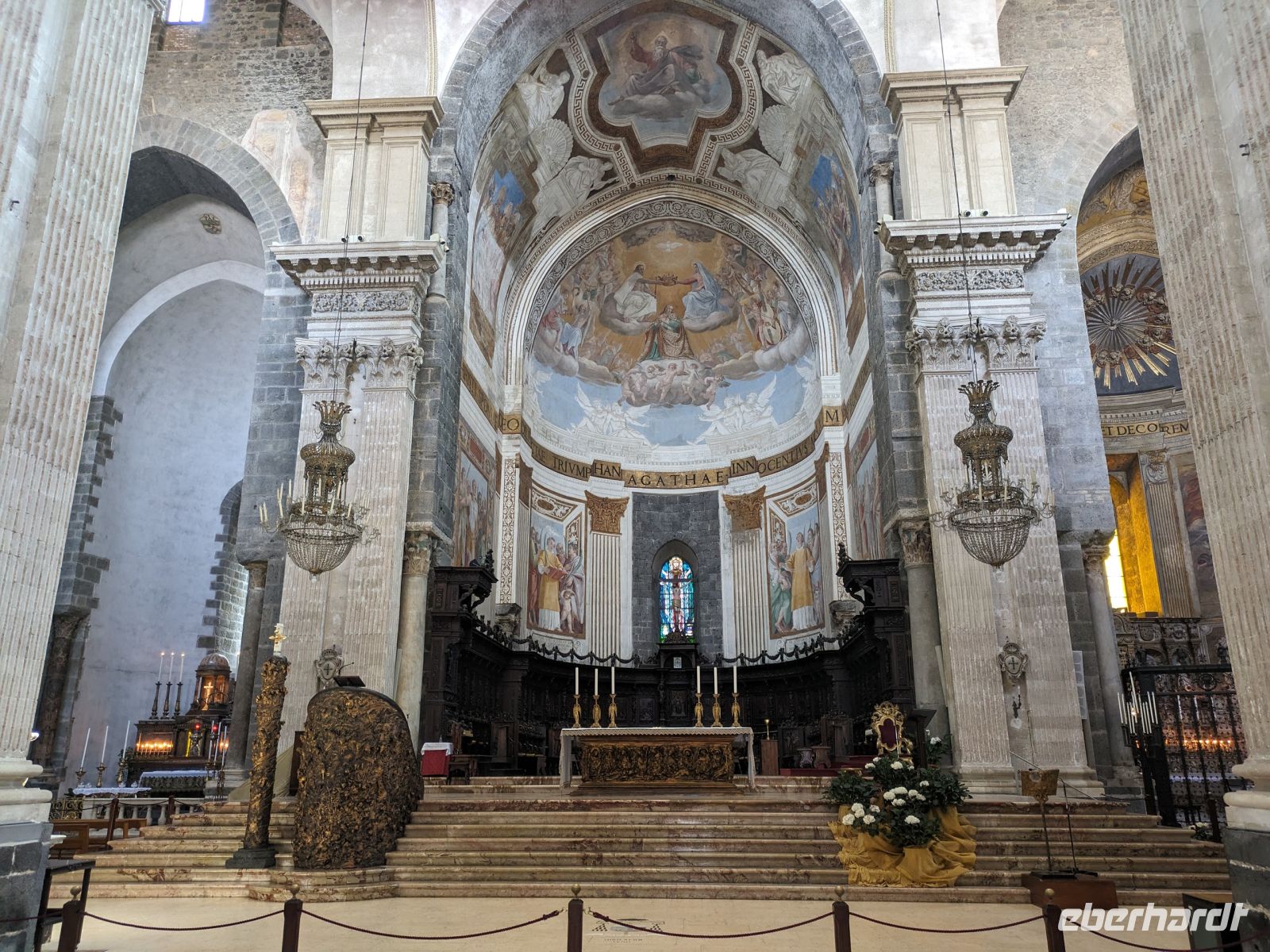 im Dom von Catania &ndash; &copy;  (Eberhardt TRAVEL)