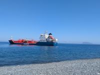 dieses Schiff bringt Wasser vom Festland &ndash; &copy; Günter Thomas Menzel (Eberhardt TRAVEL)