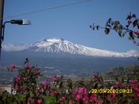 Schnee auf dem Ätna