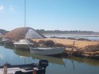 mit Ziegel werden die Salzberge gegen Regen abgedeckt