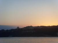 Schifffahrt an der Küste entlang zurück nach Messina