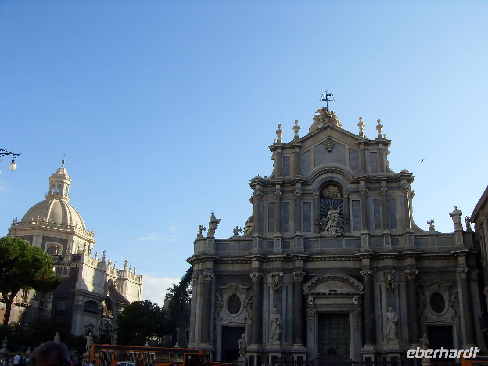 Blick auf Adelspalast und Kathedrale