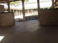 erste Mosaike, Blick in den Innenhof