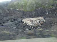 Haus in Lava untergegangen