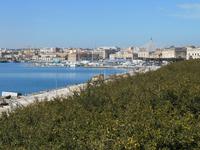 Syrakus (Altstadt Ortigia - Blick auf die Neustadt)