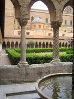 259. Brunnen im Kreuzgang - Sizilien 10-17.5.15