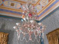 Castello di Donnafugata (Frauenzimmer - Kronleuchter aus Murano-Glas)