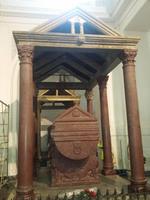 26.05.15: Grablege Kaiser Friedrichs II. im Dom von Palermo