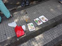 28.05.15: Picknick am Dom von Messina mit Süßwaren aus einer nahen Pasticceria