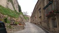 Auf dem Wege zum Castell von Montalbano Elicona