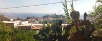 Blick auf die Stadt von Lipari und ihre Befestigungsmauern 