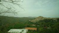 Blick zurück nach Montalbano Elicona