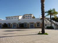 Blue Hotel Kaos
