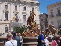 DSCN5735.JPG  Brunnenplatz