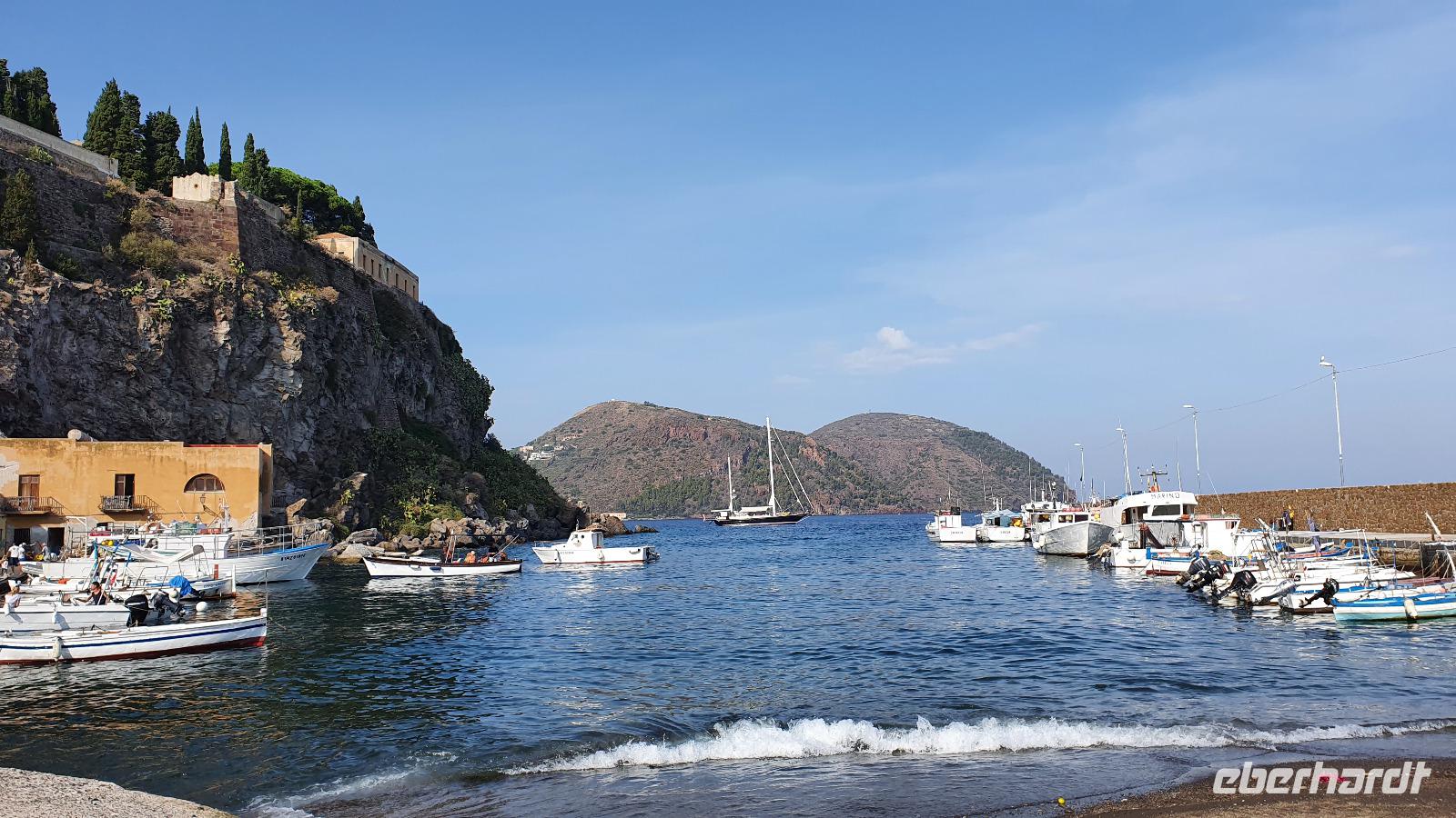 Hafen von Lipari