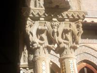 Kapitelle im Benediktinerkreuzgang von Monreale