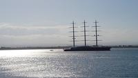 Maltese Falcon - die angeblich teuerste moderne Segeljacht der Welt zu Besuch im Hafen von Syrakus