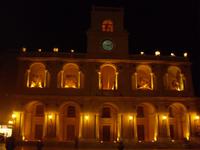 Rathaus von Marsala bei Nacht