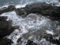 die Lavazungen am Meeresufer von Giardini Naxos 