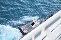 116 Ausfahrt der MSC Armonia, Lotsenboot