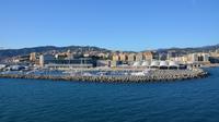 117 Ausfahrt der MSC Armonia, Blick auf Genua