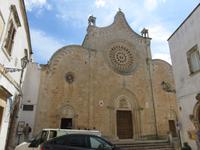 Blick zum Dom von Ostuni