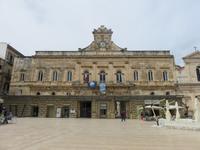Rathaus von Ostuni - früher Kloster San Francesco