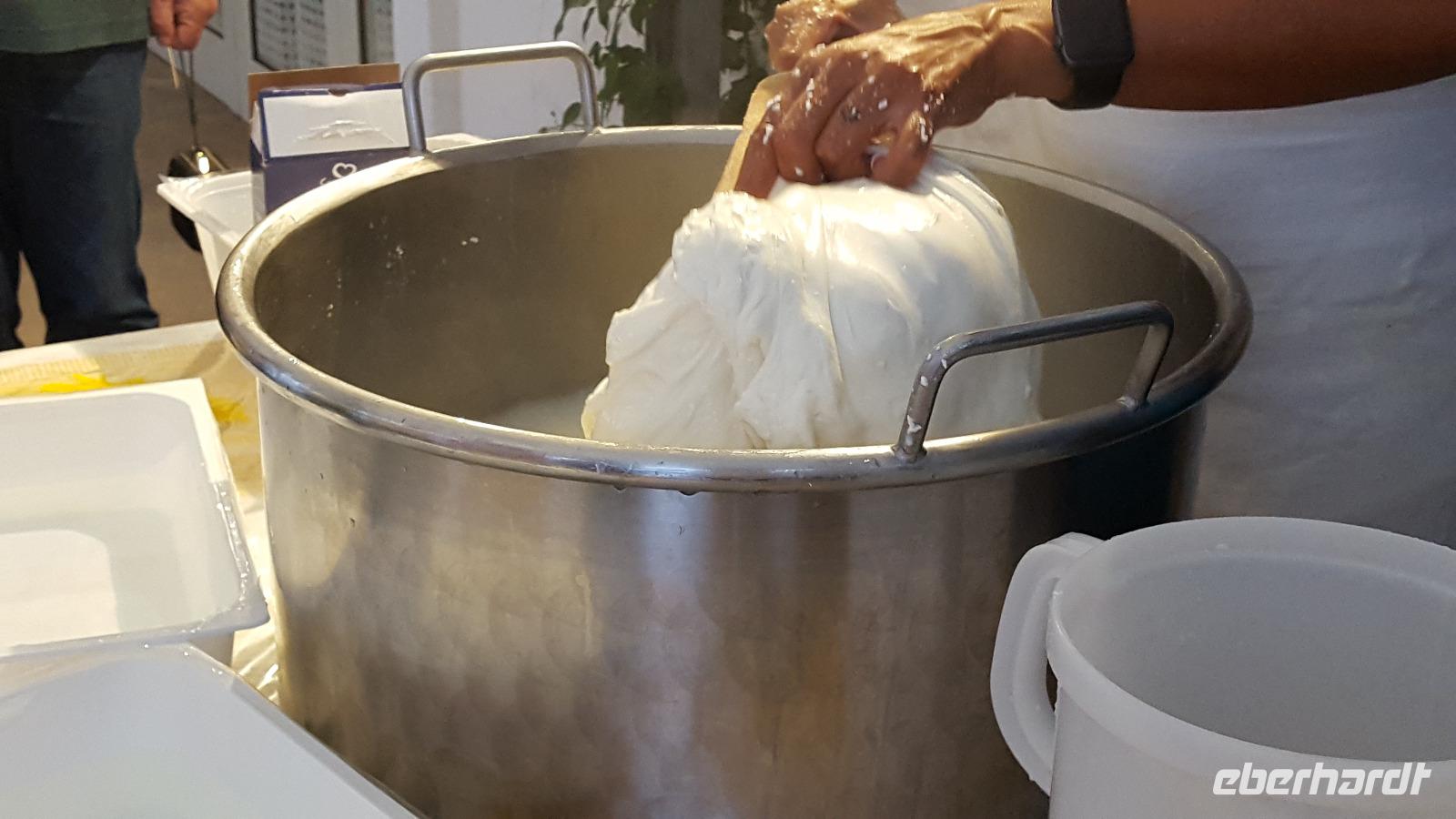 Mozzarellaherstellung