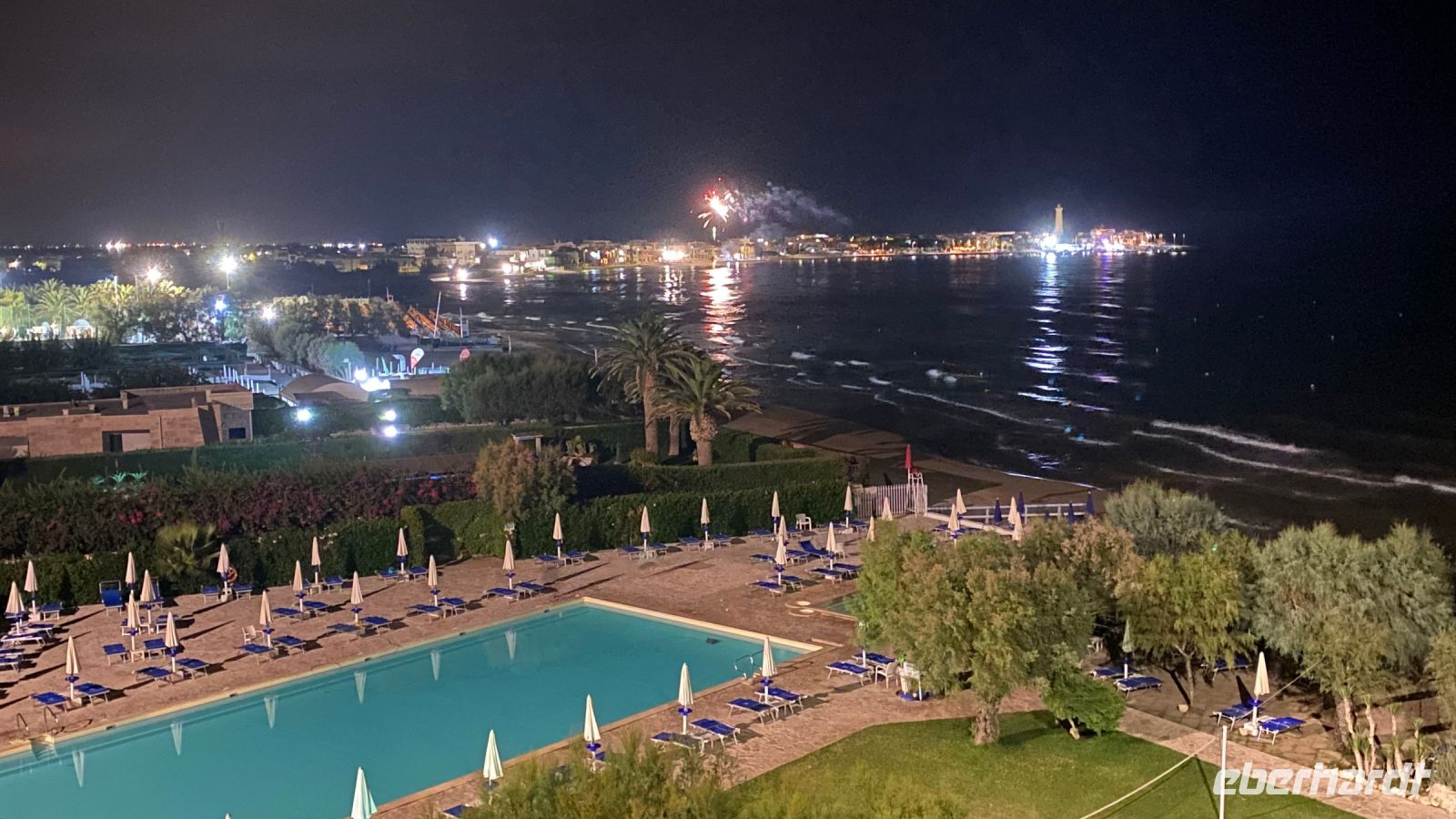 Apulien-Hotel Del Levante by night.jpeg